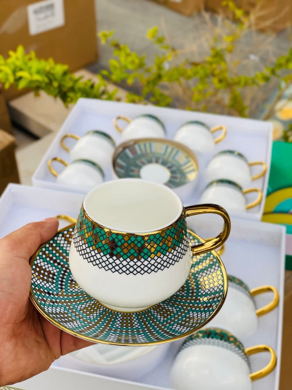 🪶 فناجين فاخرة من 6 قطع